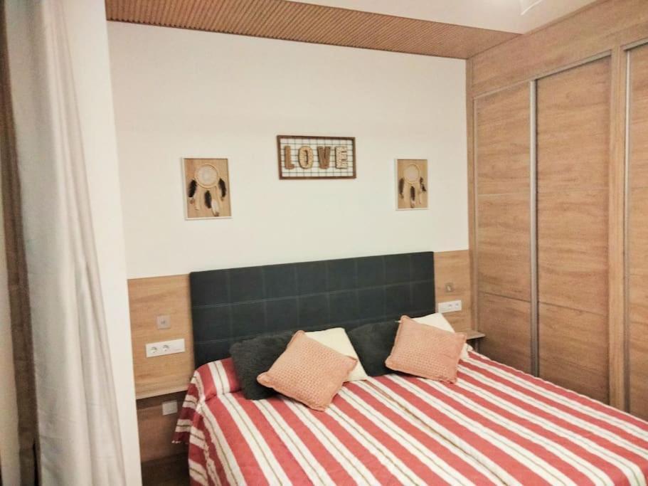 Loft La Calahorra Del Bere Con Posibilidad De Aparcamiento Pregunta Por El Pack Mas Amor Córdoba Kültér fotó