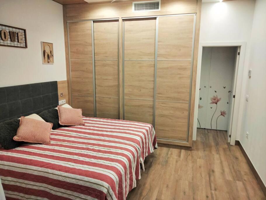 Loft La Calahorra Del Bere Con Posibilidad De Aparcamiento Pregunta Por El Pack Mas Amor Córdoba Kültér fotó