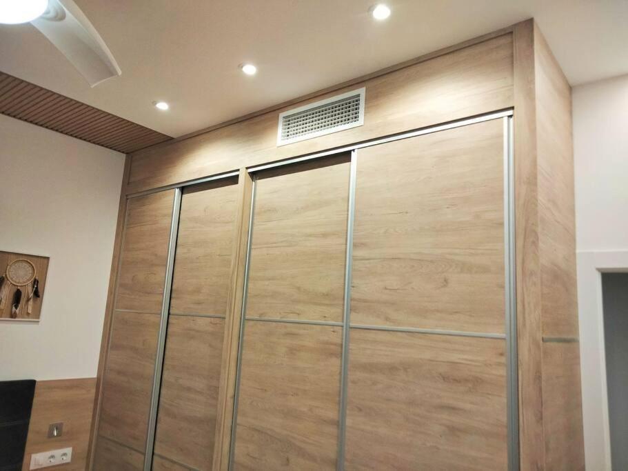 Loft La Calahorra Del Bere Con Posibilidad De Aparcamiento Pregunta Por El Pack Mas Amor Córdoba Kültér fotó