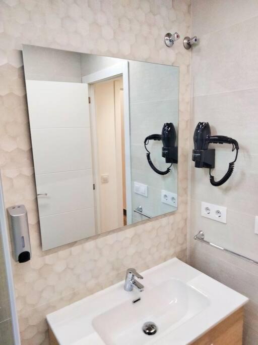 Loft La Calahorra Del Bere Con Posibilidad De Aparcamiento Pregunta Por El Pack Mas Amor Córdoba Kültér fotó